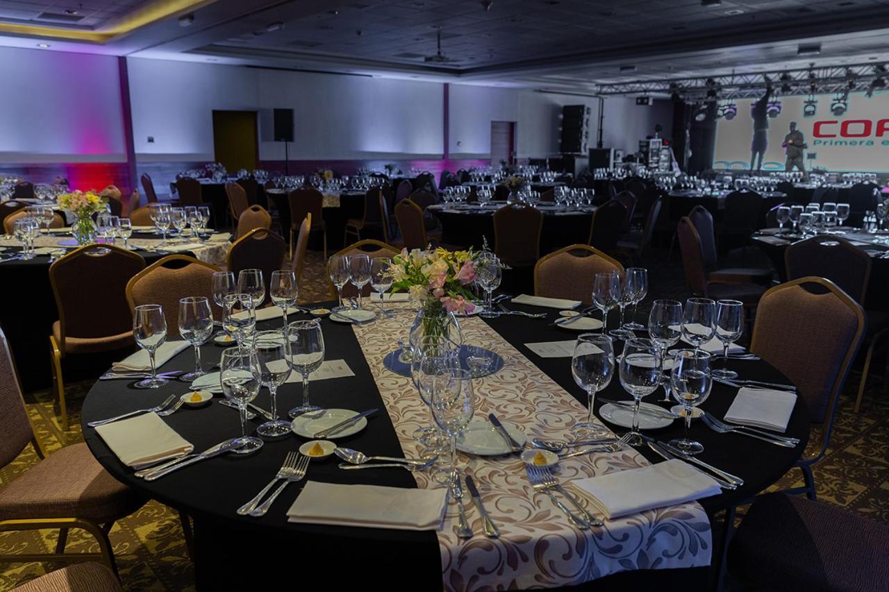 Wyndham Puerto Varas Pettra Eksteriør billede The 2019 Gala Dinner
